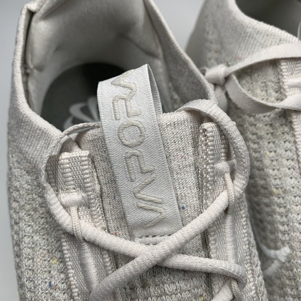 Nike Air VaporMax Flyknit 2021 Phantom White DJ9975-001 Women’s Shoe Size 11.5 - Picture 10 of 11
